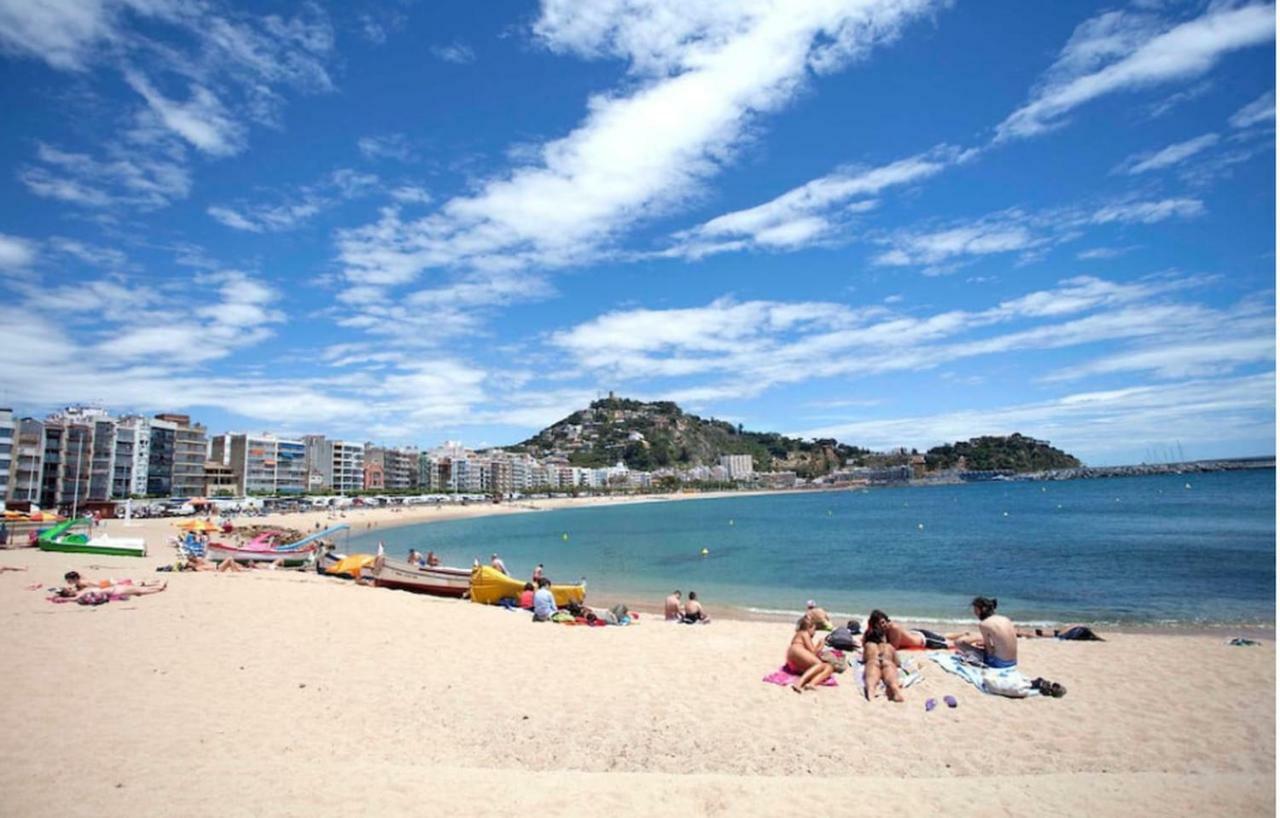 Primera linea playa Blanes Bagian luar foto