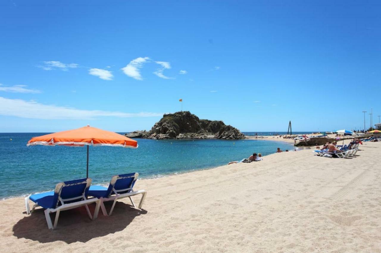 Primera linea playa Blanes Bagian luar foto
